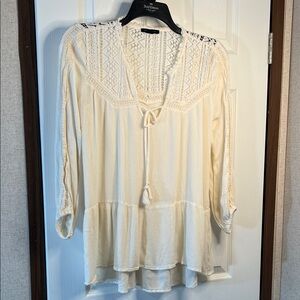 American Eagle Cream Lace Blouse